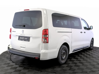 фото Peugeot Traveller 2021