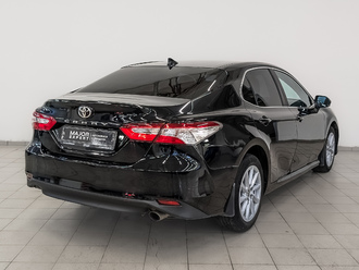 фото Toyota Camry VIII 2021