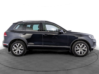 фото Volkswagen Touareg II 2017