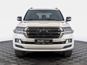 фото Toyota Land Cruiser 200 2017