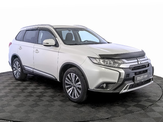 фото Mitsubishi Outlander III 2020