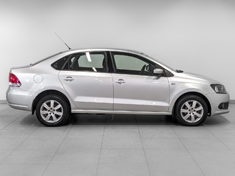 фото Volkswagen Polo Sedan 2011