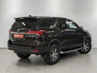 фото Toyota Fortuner II 2019