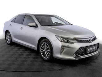 фото Toyota Camry VII 2017