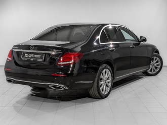 фото Mercedes-Benz E (W/S213) 2019