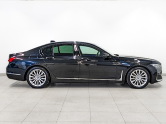 фото BMW 7 (G11/G12) 2020