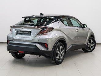 фото Toyota C-HR 2018