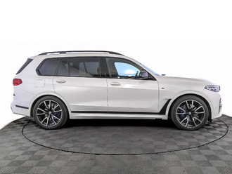 фото BMW X7 (G07) 2021