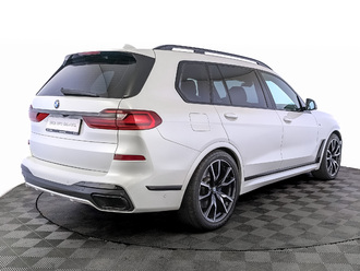 фото BMW X7 (G07) 2021