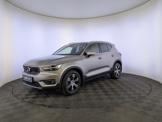 фото Volvo XC40 I 2021
