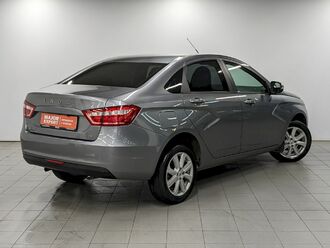фото Lada Vesta 2020