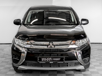 фото Mitsubishi Outlander III 2018