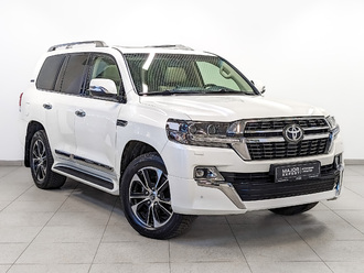 фото Toyota Land Cruiser 200 2021