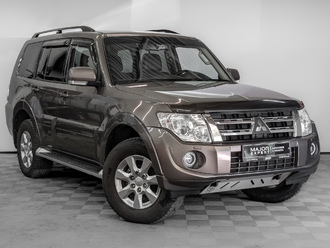 фото Mitsubishi Pajero IV 2012