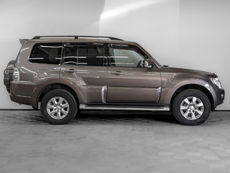 фото Mitsubishi Pajero IV 2012
