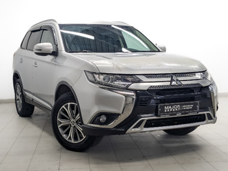 фото Mitsubishi Outlander III 2019