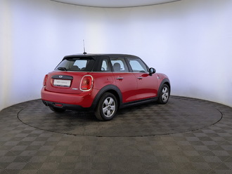 фото Mini Mini III (F56/F55) 2017