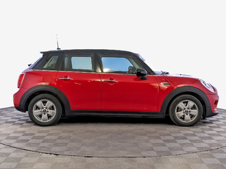 фото Mini Mini III (F56/F55) 2017
