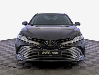 фото Toyota Camry VIII 2019
