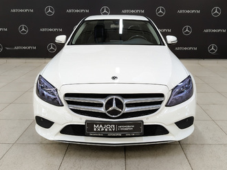 фото Mercedes-Benz C (W/S205) 2019