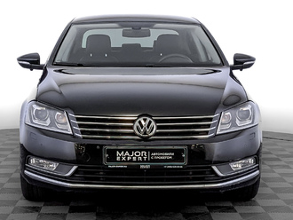 фото Volkswagen Passat B7 2011