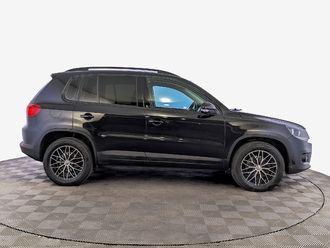 фото Volkswagen Tiguan I 2012