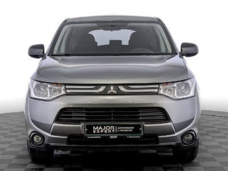 фото Mitsubishi Outlander III 2013