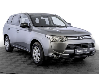 фото Mitsubishi Outlander III 2013