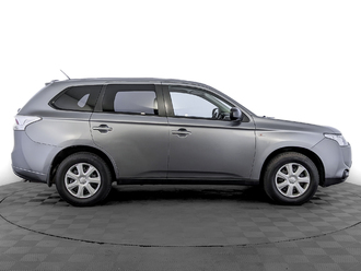 фото Mitsubishi Outlander III 2013
