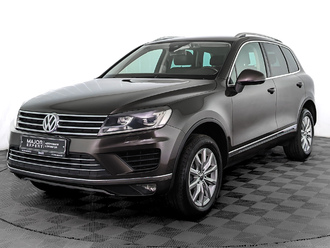 фото Volkswagen Touareg II 2015