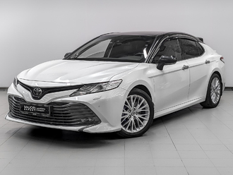 фото Toyota Camry VIII 2020