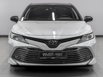 фото Toyota Camry VIII 2020