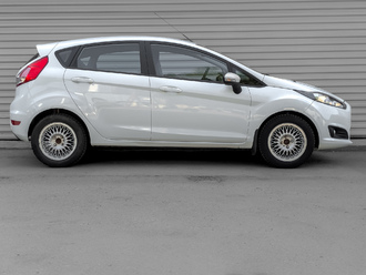 фото Ford Fiesta VII 2016