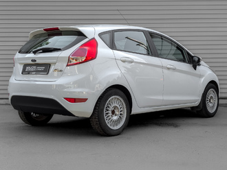 фото Ford Fiesta VII 2016