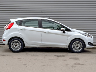 фото Ford Fiesta VII 2016