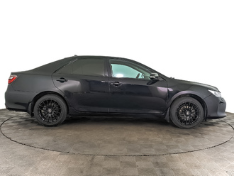 фото Toyota Camry VII 2017