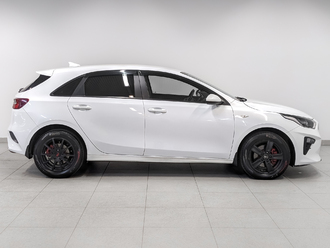 фото Kia Ceed III 2021