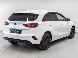фото Kia Ceed III 2021