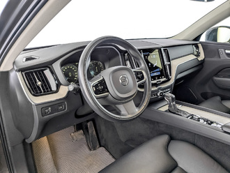 фото Volvo XC60 2020 с пробегом