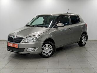 фото Skoda Fabia II 2012