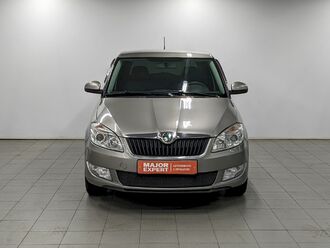 фото Skoda Fabia II 2012