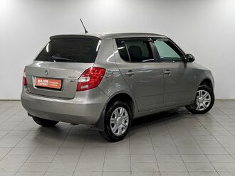 фото Skoda Fabia II 2012