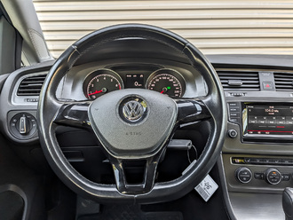 Volkswagen Golf с пробегом в автосалоне Форис Авто