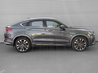 фото Geely Tugella 2022