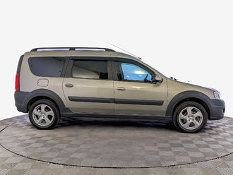 фото Lada Largus 2020