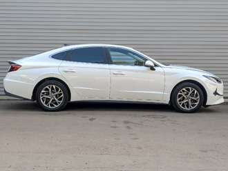 фото Hyundai Sonata VIII 2020