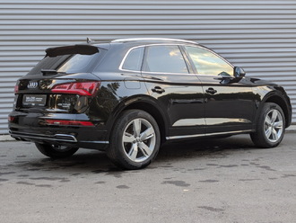 фото Audi Q5 (B9) 2019