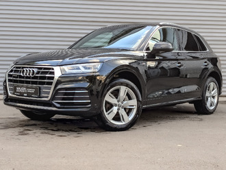 фото Audi Q5 (B9) 2019