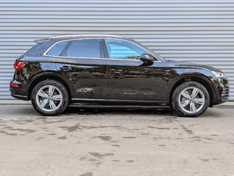 фото Audi Q5 (B9) 2019