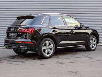 фото Audi Q5 (B9) 2019